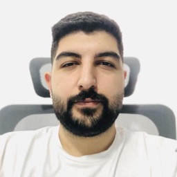 Deniz Öztürk, Software Engineer at Reactll